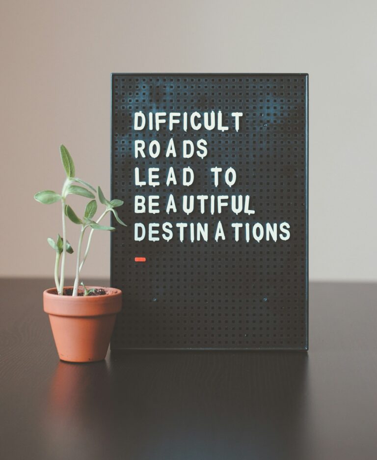 10 Uplifting Quotes to Start Your Day